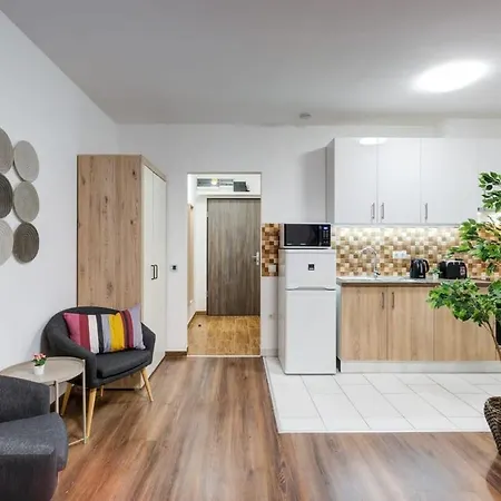 Апартаменты Homey New Great Area *