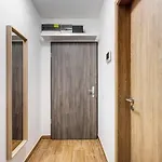 Апартаменты Homey New Great Area *