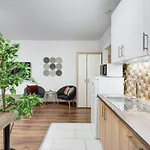 Апартаменты Homey New Great Area *