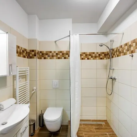 Homey New Great Area *